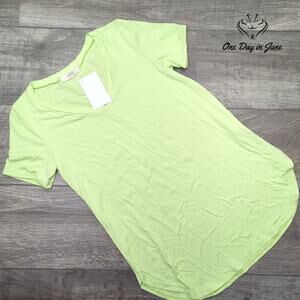 a. gain V Neck Short Sleeve Tee Shirt Size S